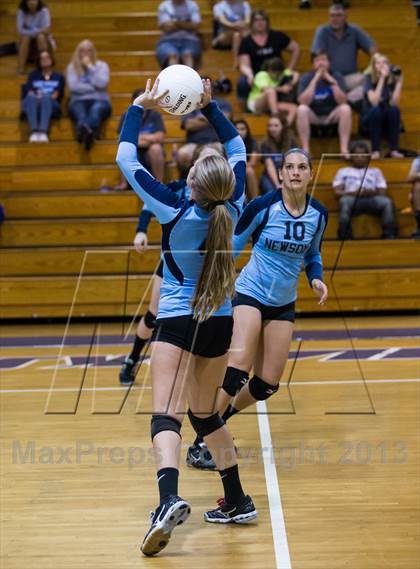 Thumbnail 2 in Newsome @ Riverview photogallery.