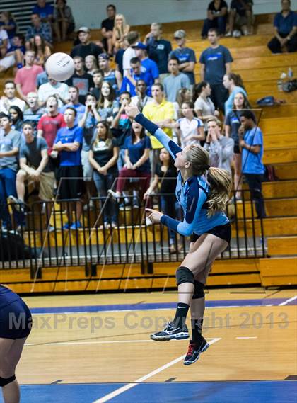 Thumbnail 1 in Newsome @ Riverview photogallery.