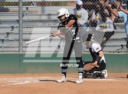 Thumbnail 1 in Churchill vs Clark photogallery.