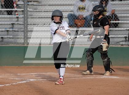 Thumbnail 2 in Churchill vs Clark photogallery.