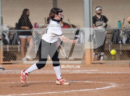 Thumbnail 1 in Churchill vs Clark photogallery.