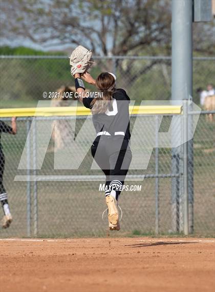 Thumbnail 1 in Churchill vs Clark photogallery.