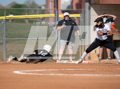 Thumbnail 3 in Churchill vs Clark photogallery.