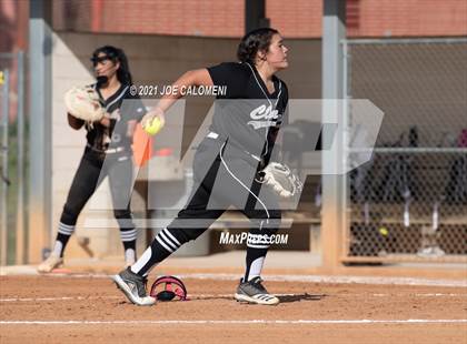 Thumbnail 2 in Churchill vs Clark photogallery.
