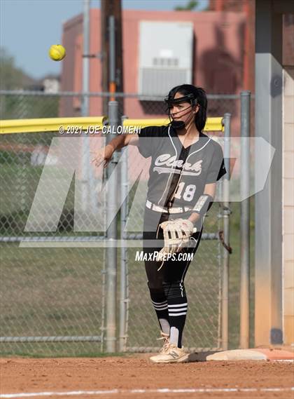 Thumbnail 2 in Churchill vs Clark photogallery.