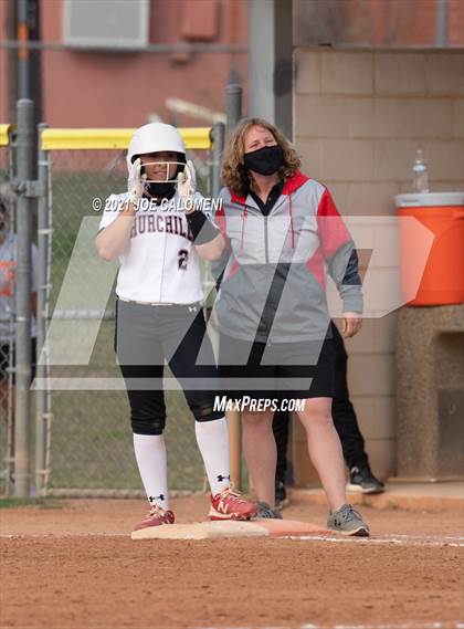 Thumbnail 3 in Churchill vs Clark photogallery.