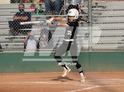 Thumbnail 3 in Churchill vs Clark photogallery.