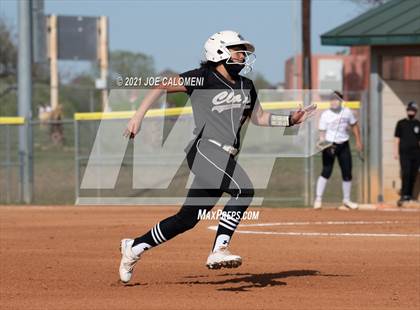 Thumbnail 1 in Churchill vs Clark photogallery.