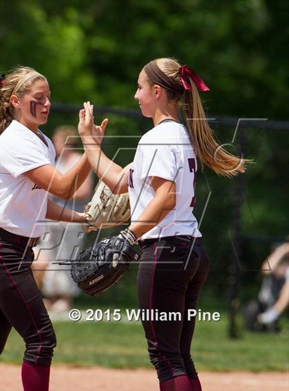 Thumbnail 2 in Kingston vs.  Roosevelt (Section 9 Class AA Final) photogallery.