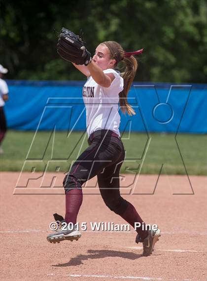 Thumbnail 3 in Kingston vs.  Roosevelt (Section 9 Class AA Final) photogallery.