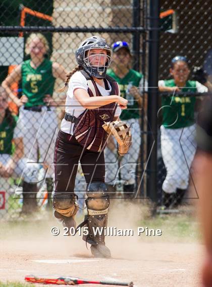 Thumbnail 2 in Kingston vs.  Roosevelt (Section 9 Class AA Final) photogallery.