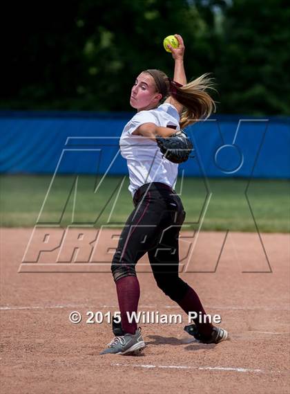 Thumbnail 1 in Kingston vs.  Roosevelt (Section 9 Class AA Final) photogallery.