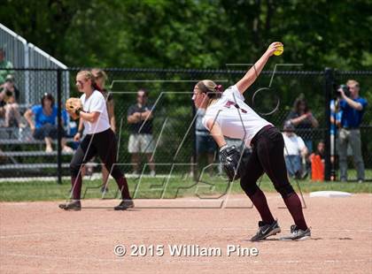 Thumbnail 2 in Kingston vs.  Roosevelt (Section 9 Class AA Final) photogallery.