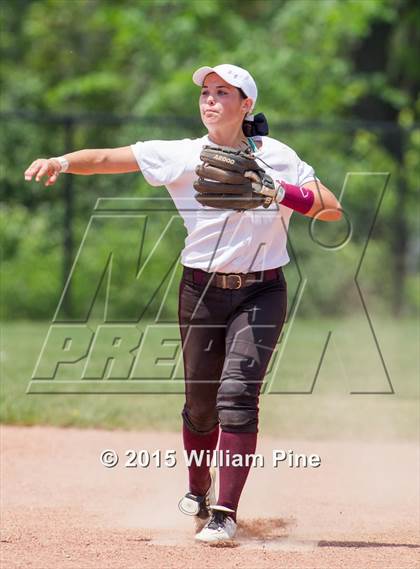 Thumbnail 2 in Kingston vs.  Roosevelt (Section 9 Class AA Final) photogallery.