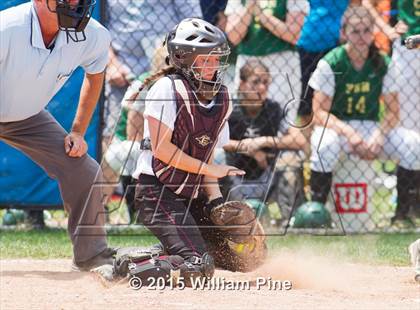 Thumbnail 2 in Kingston vs.  Roosevelt (Section 9 Class AA Final) photogallery.
