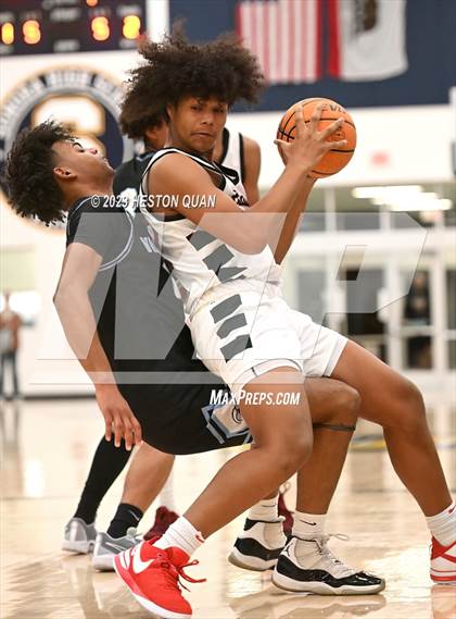Thumbnail 2 in Villa Park vs. Etiwanda (North OC Championship) photogallery.