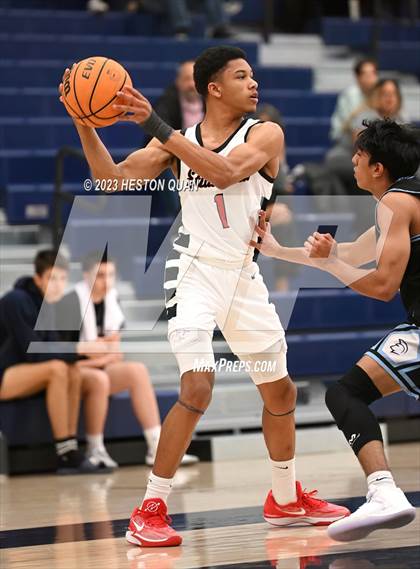 Thumbnail 1 in Villa Park vs. Etiwanda (North OC Championship) photogallery.