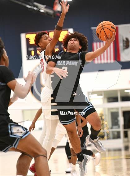 Thumbnail 2 in Villa Park vs. Etiwanda (North OC Championship) photogallery.