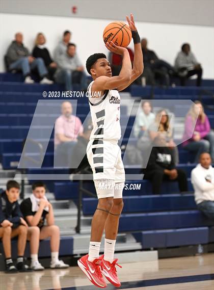 Thumbnail 2 in Villa Park vs. Etiwanda (North OC Championship) photogallery.