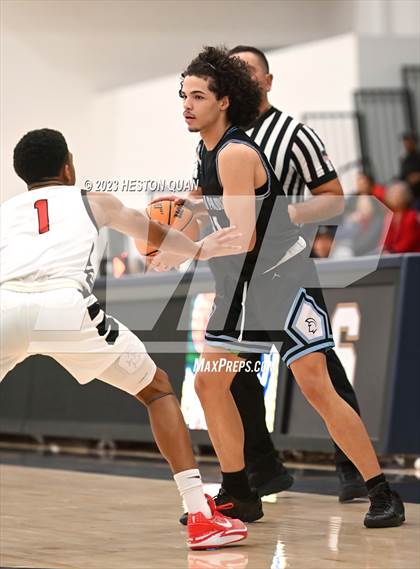 Thumbnail 2 in Villa Park vs. Etiwanda (North OC Championship) photogallery.