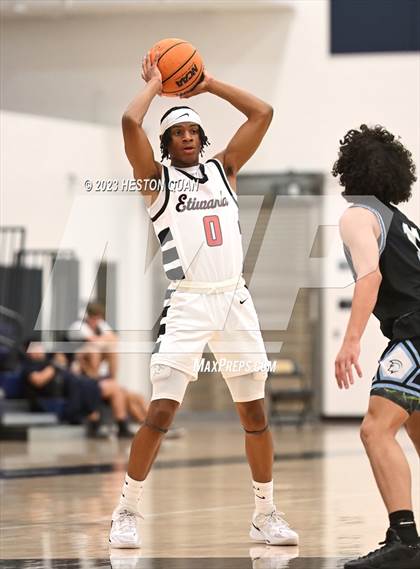 Thumbnail 3 in Villa Park vs. Etiwanda (North OC Championship) photogallery.