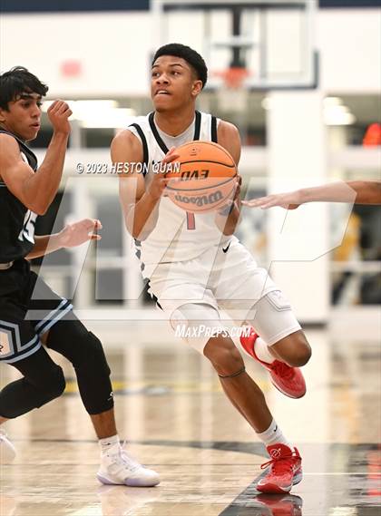 Thumbnail 3 in Villa Park vs. Etiwanda (North OC Championship) photogallery.