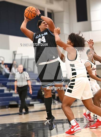 Thumbnail 2 in Villa Park vs. Etiwanda (North OC Championship) photogallery.