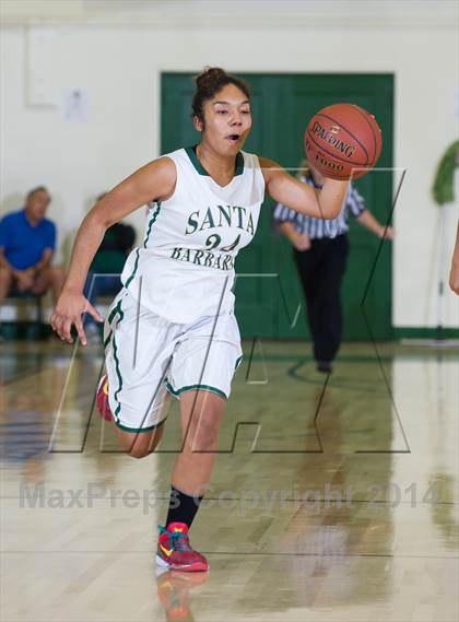 Thumbnail 1 in Firebaugh vs Santa Barbara (CIF SS D3AA Playoff) photogallery.