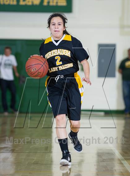 Thumbnail 2 in Firebaugh vs Santa Barbara (CIF SS D3AA Playoff) photogallery.
