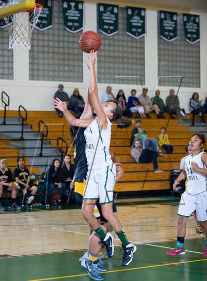 Thumbnail 2 in Firebaugh vs Santa Barbara (CIF SS D3AA Playoff) photogallery.