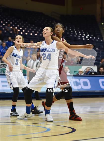 Thumbnail 3 in Scripps Ranch vs. Rancho Bernardo (CIF San Diego Division II Final) photogallery.