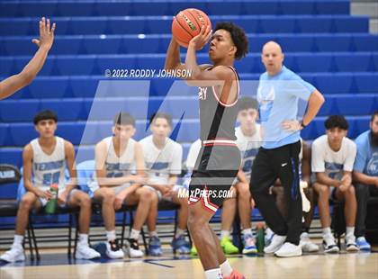 Thumbnail 3 in Sam Rayburn vs Terry (McDonald's Texas Invitational) photogallery.