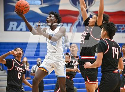Thumbnail 2 in Sam Rayburn vs Terry (McDonald's Texas Invitational) photogallery.