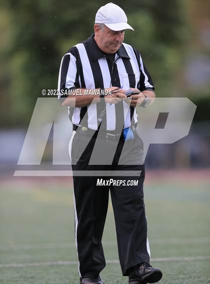 Thumbnail 1 in Chaminade @ Crespi photogallery.
