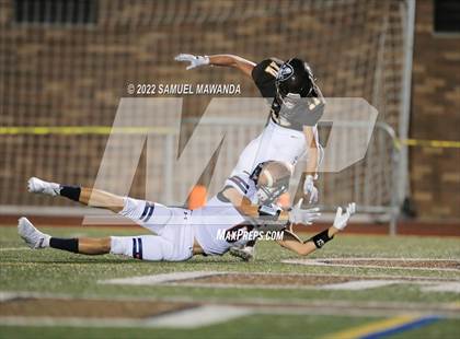 Thumbnail 3 in Chaminade @ Crespi photogallery.