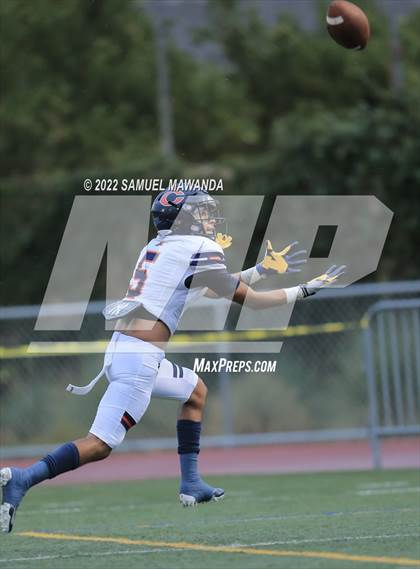 Thumbnail 3 in Chaminade @ Crespi photogallery.
