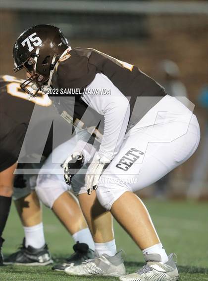 Thumbnail 1 in Chaminade @ Crespi photogallery.