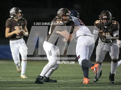 Thumbnail 3 in Chaminade @ Crespi photogallery.