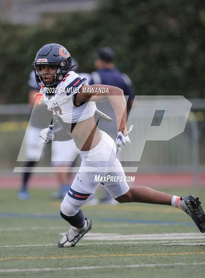 Thumbnail 2 in Chaminade @ Crespi photogallery.