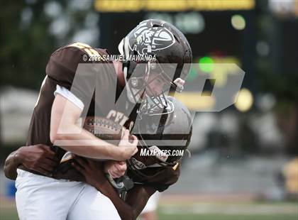 Thumbnail 3 in Chaminade @ Crespi photogallery.