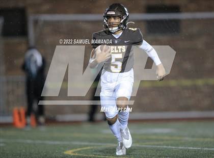 Thumbnail 2 in Chaminade @ Crespi photogallery.