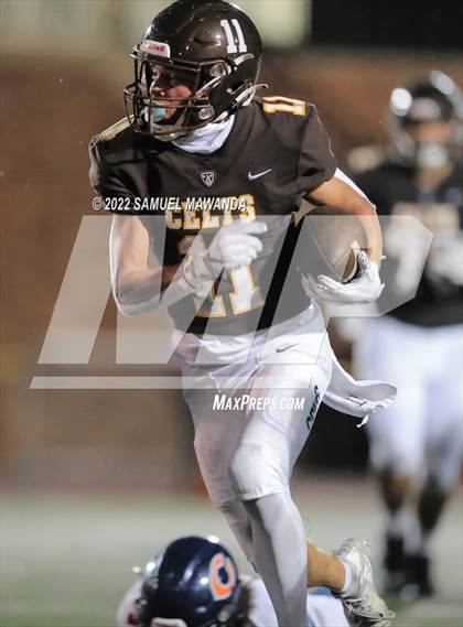 Thumbnail 1 in Chaminade @ Crespi photogallery.
