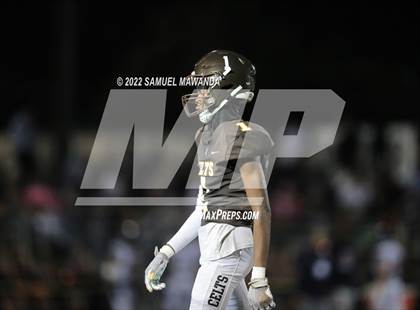 Thumbnail 1 in Chaminade @ Crespi photogallery.