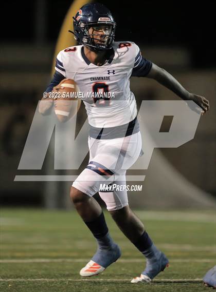 Thumbnail 1 in Chaminade @ Crespi photogallery.