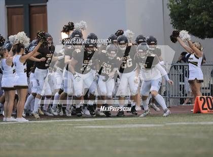 Thumbnail 2 in Chaminade @ Crespi photogallery.