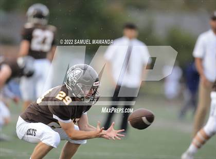 Thumbnail 1 in Chaminade @ Crespi photogallery.