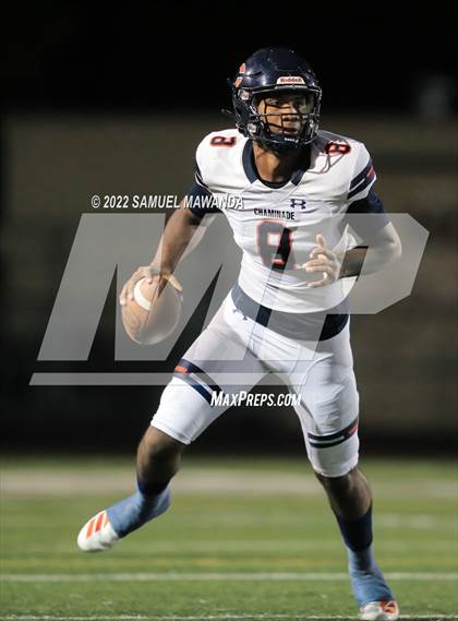 Thumbnail 1 in Chaminade @ Crespi photogallery.