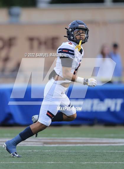 Thumbnail 1 in Chaminade @ Crespi photogallery.