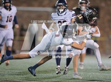 Thumbnail 3 in Chaminade @ Crespi photogallery.