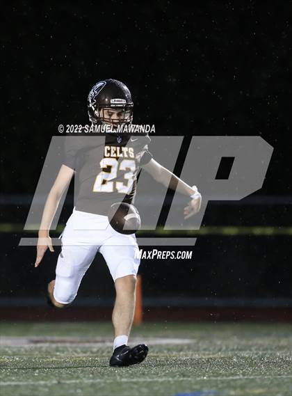 Thumbnail 3 in Chaminade @ Crespi photogallery.